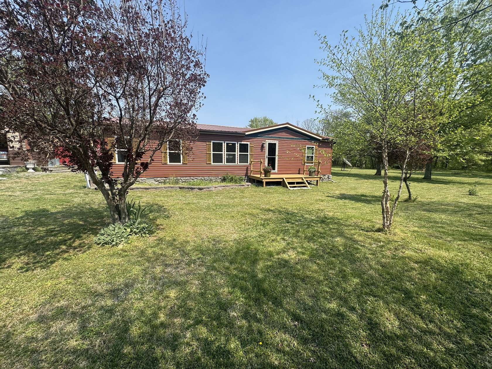 18 Acres of Land with Home for Sale in Lebanon, Tennessee