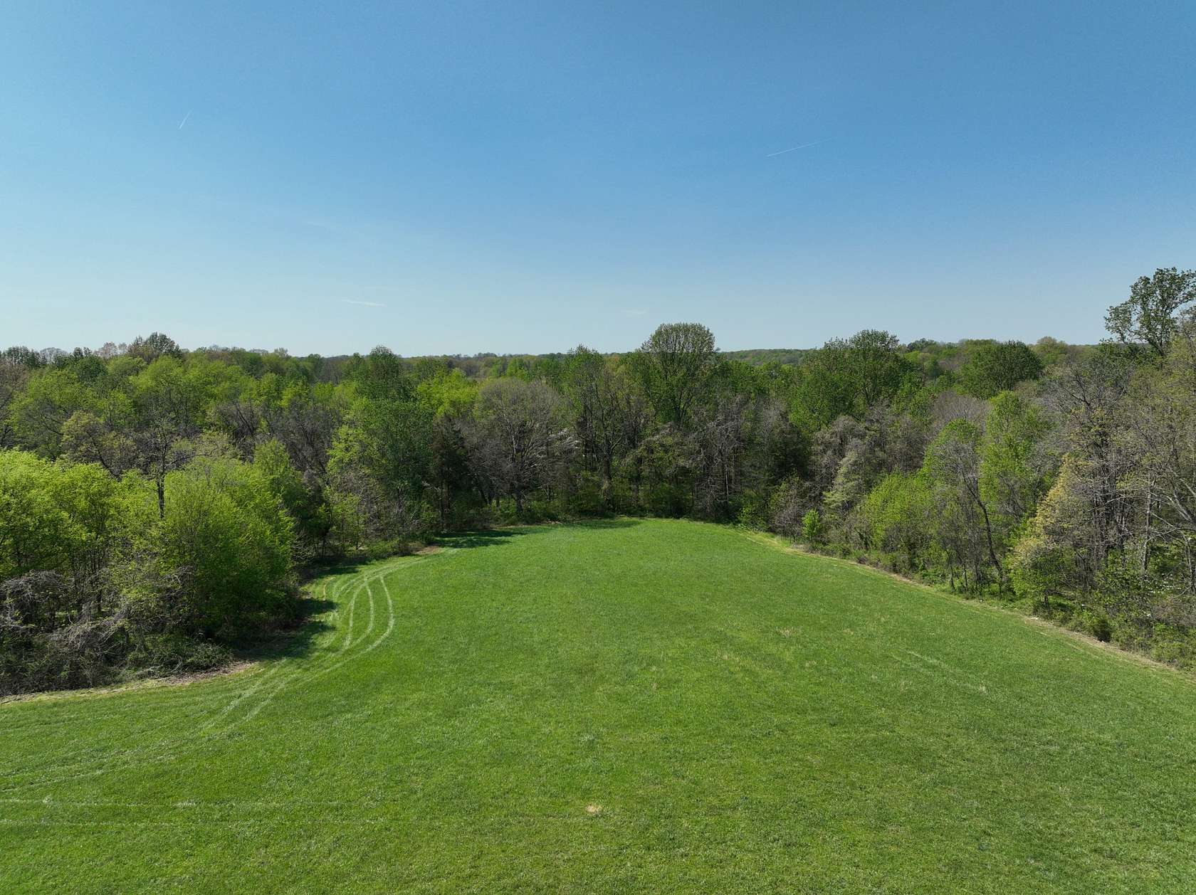 18 Acres of Land for Sale in Cedar Hill, Tennessee