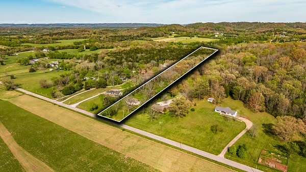 6.25 Acres of Land with Home for Sale in Franklin, Tennessee