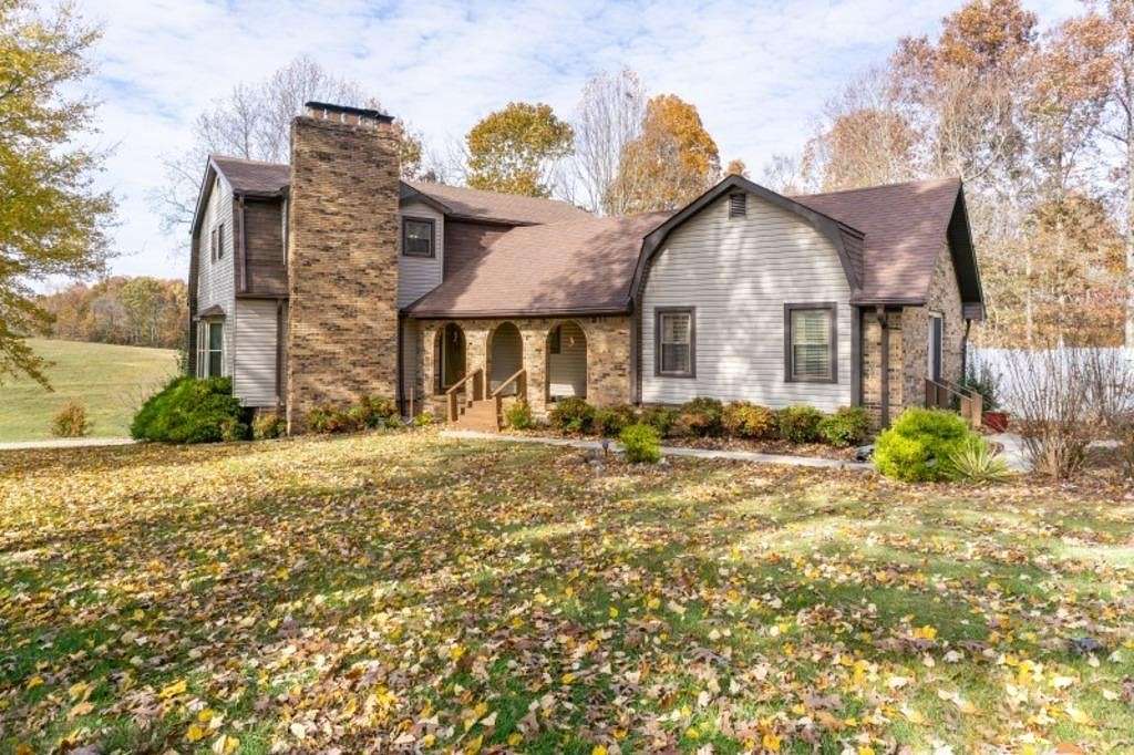 2 Acres of Land with Home for Sale in Red Boiling Springs, Tennessee