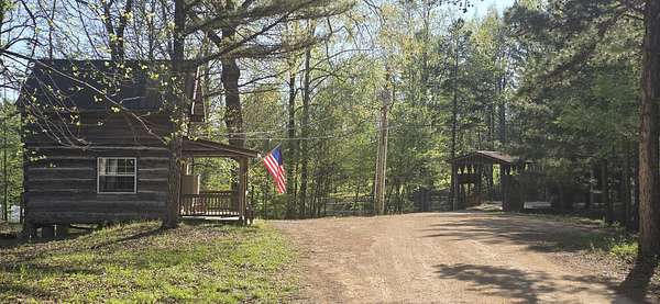 2 Acres of Residential Land for Sale in Summertown, Tennessee