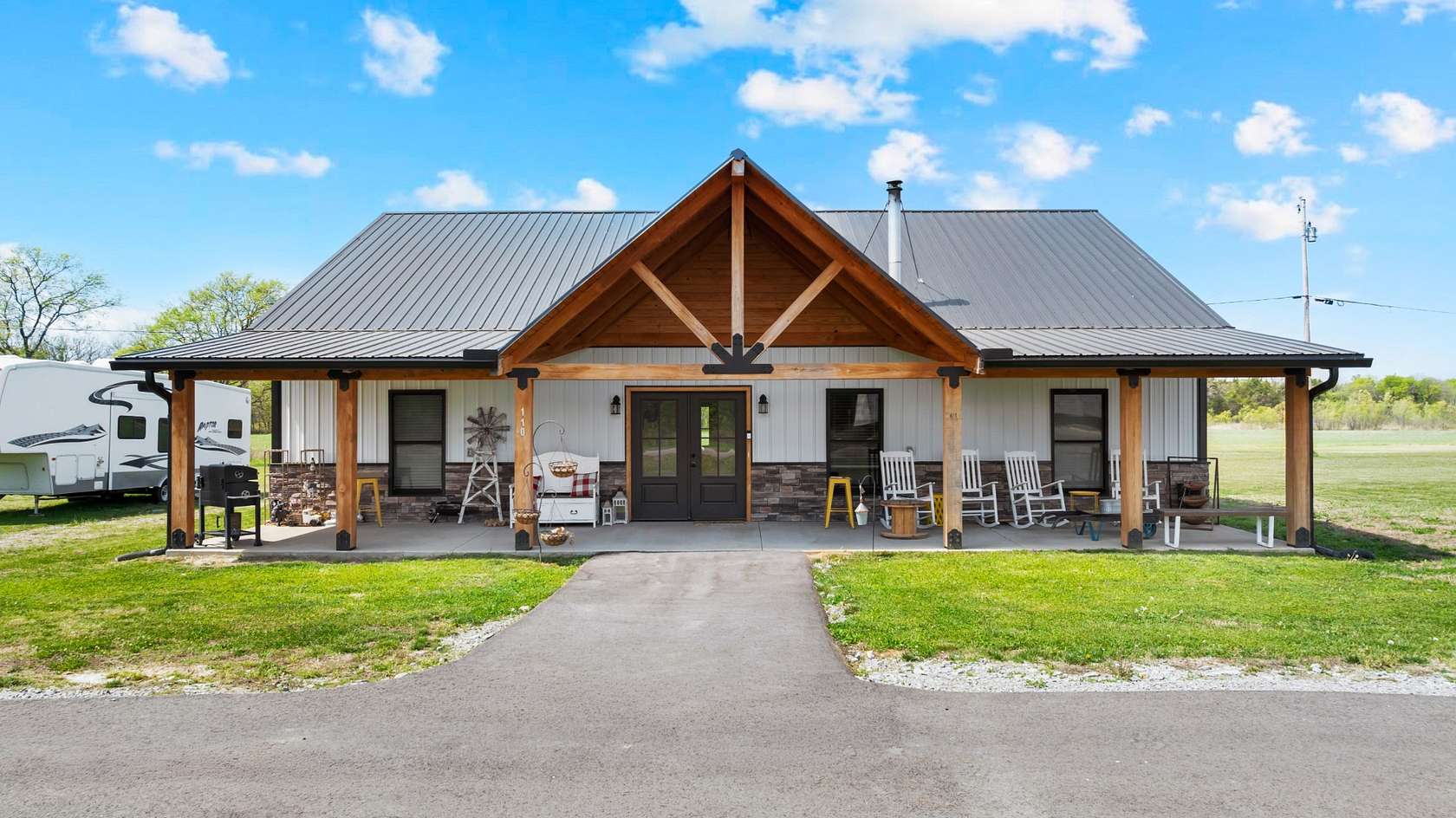 2.4 Acres of Land with Home for Sale in Chapel Hill, Tennessee