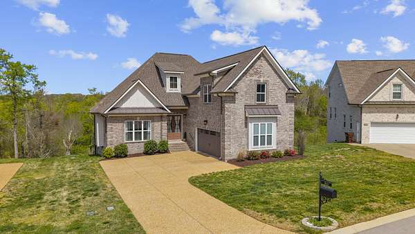 2 Acres of Land with Home for Sale in Lebanon, Tennessee