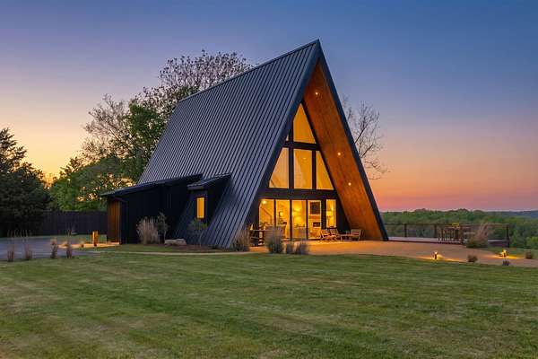 5 Acres of Land with Home for Sale in Columbia, Tennessee