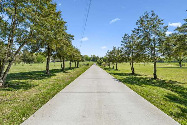 14.3 Acres of Land with Home for Sale in Mount Juliet, Tennessee