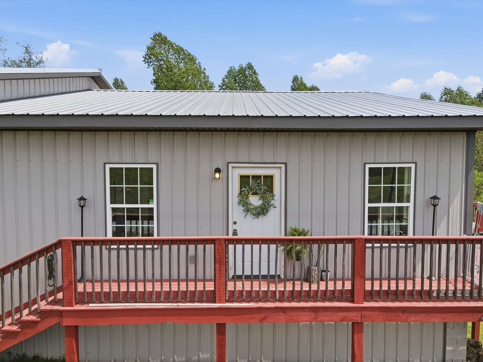 1.64 Acres of Land with Home for Sale in Fayetteville, Tennessee