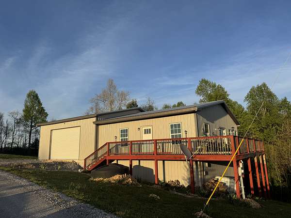 1.64 Acres of Land with Home for Sale in Fayetteville, Tennessee