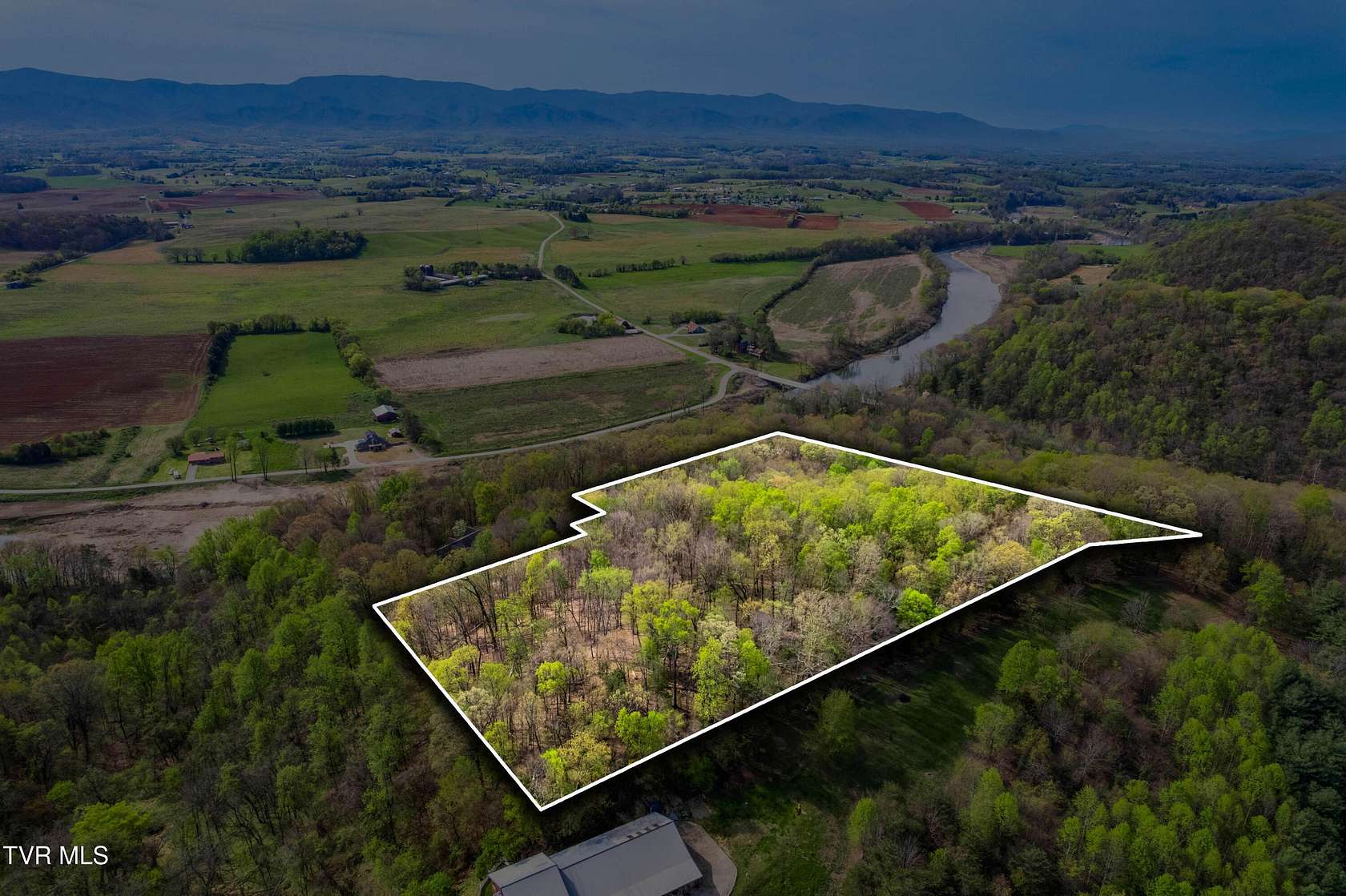 5 Acres of Residential Land for Sale in Chuckey, Tennessee