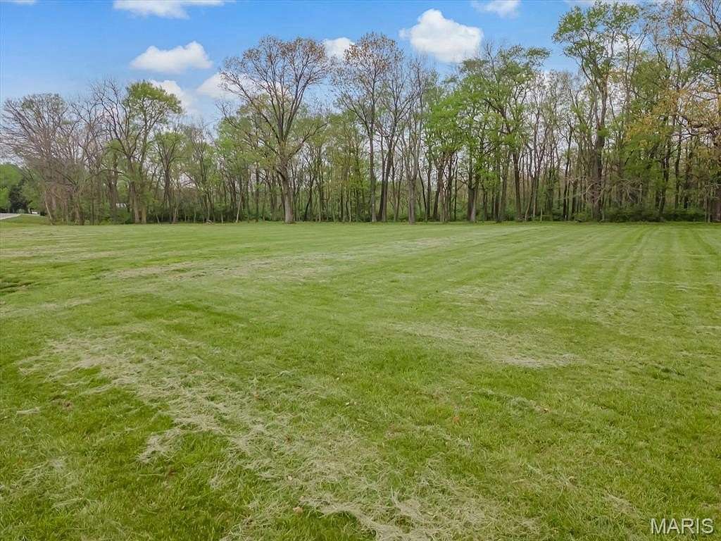 2.5 Acres of Residential Land for Sale in Columbia, Illinois