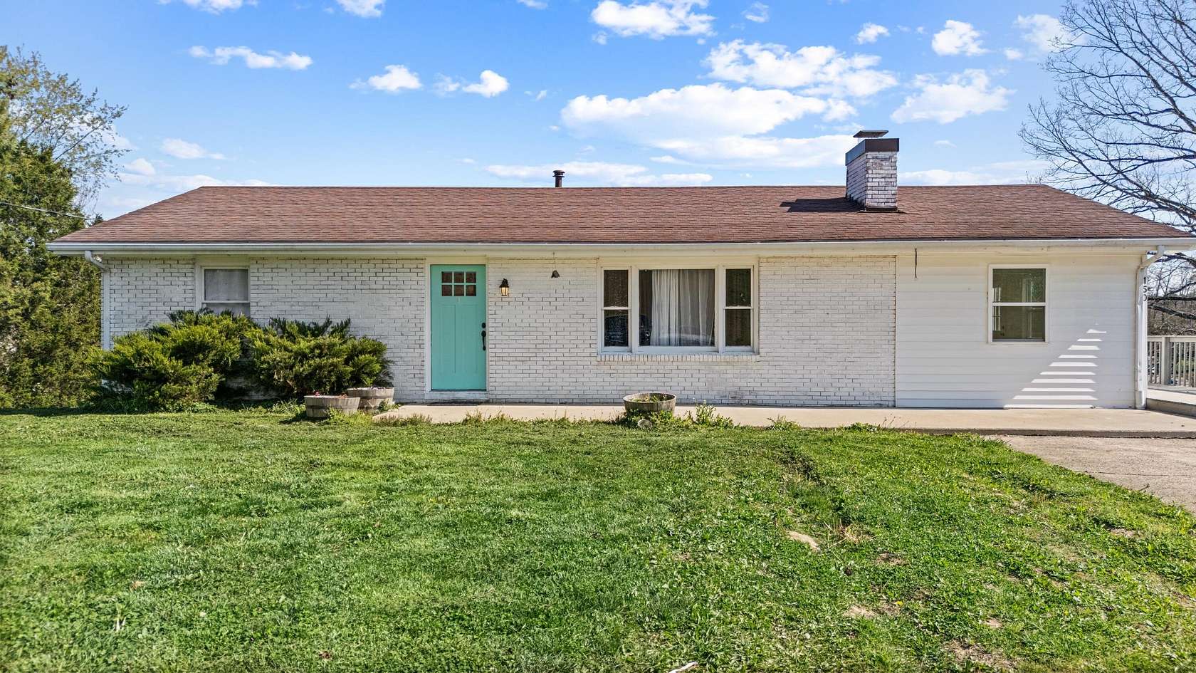 1.5 Acres of Land with Home for Sale in Jeffersonville, Kentucky