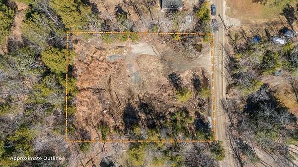 0.92 Acres of Residential Land for Sale in Windham Town, Maine