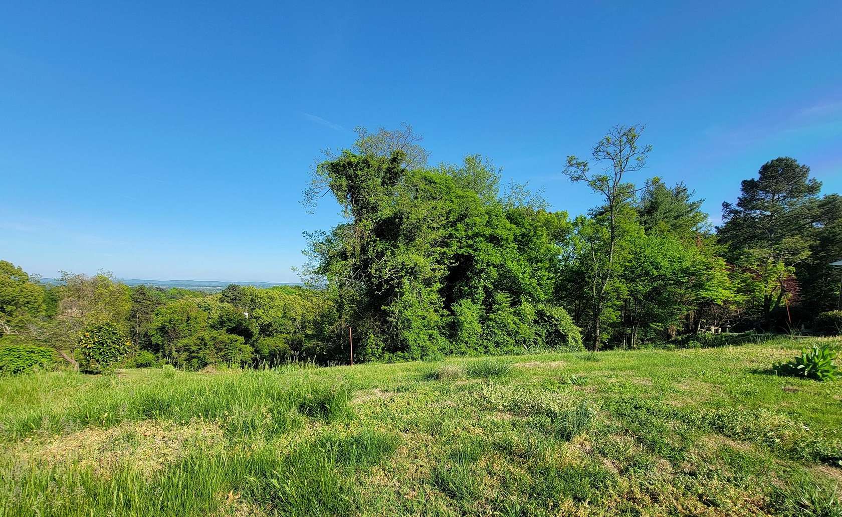 0.88 Acres of Residential Land for Sale in Rossville, Georgia