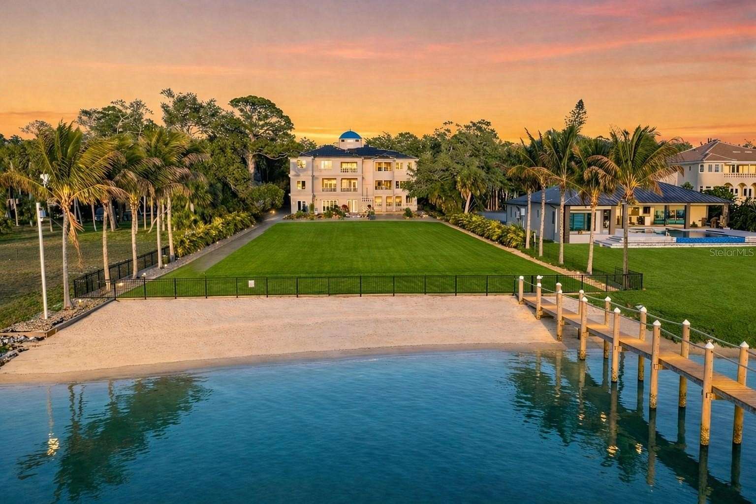 1.54 Acres of Land with Home for Sale in St. Petersburg, Florida