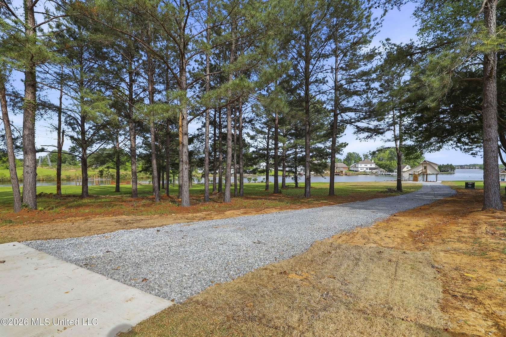 1 Acre of Land with Home for Sale in Madison, Mississippi