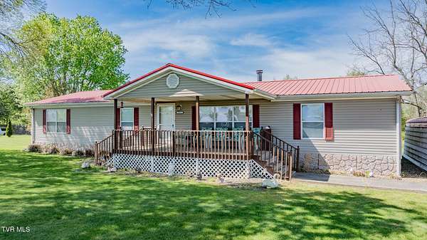 1.65 Acres of Land with Home for Sale in Greeneville, Tennessee