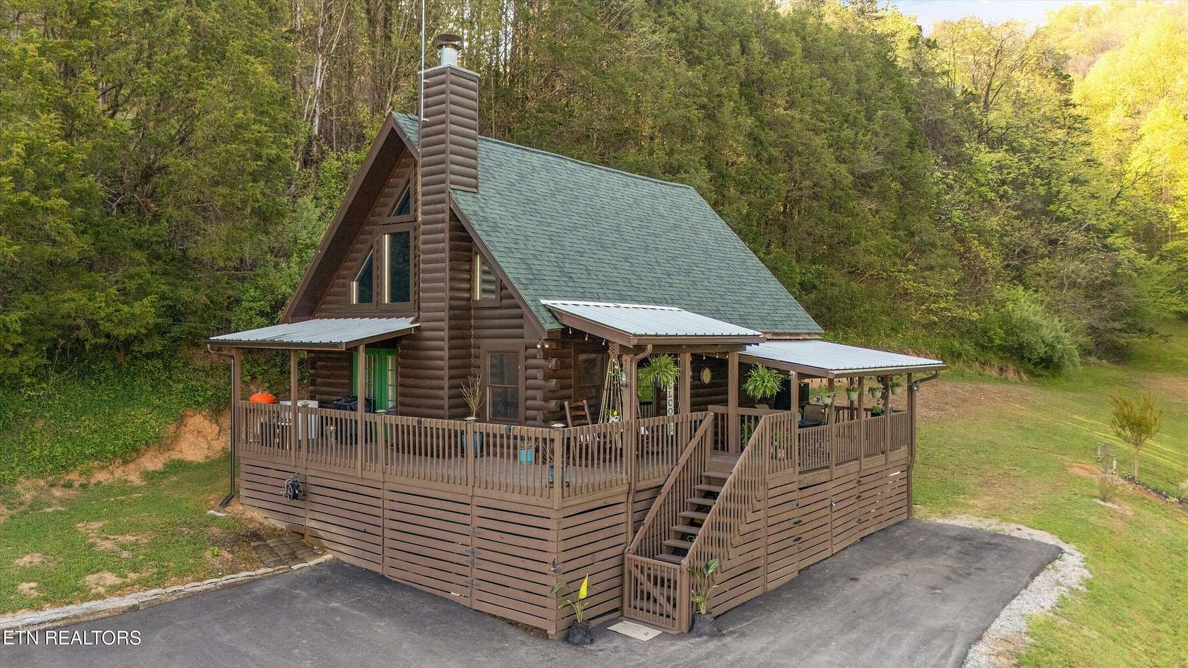 8.58 Acres of Land with Home for Sale in Sharps Chapel, Tennessee