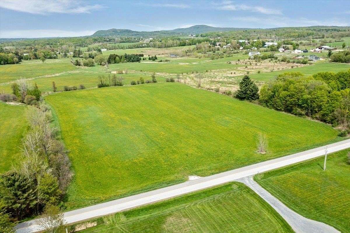 10 Acres of Land for Sale in Georgia Town, Vermont