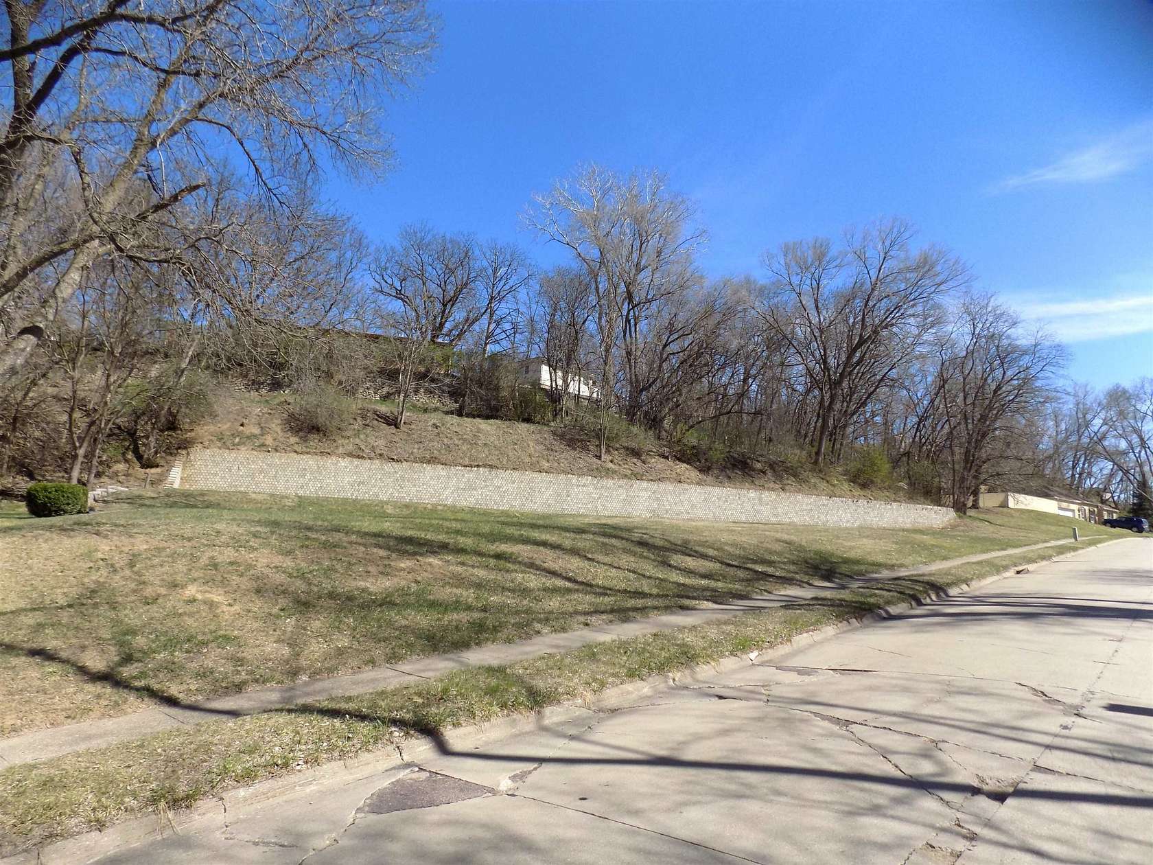 0.27 Acres of Residential Land for Sale in Sioux City, Iowa