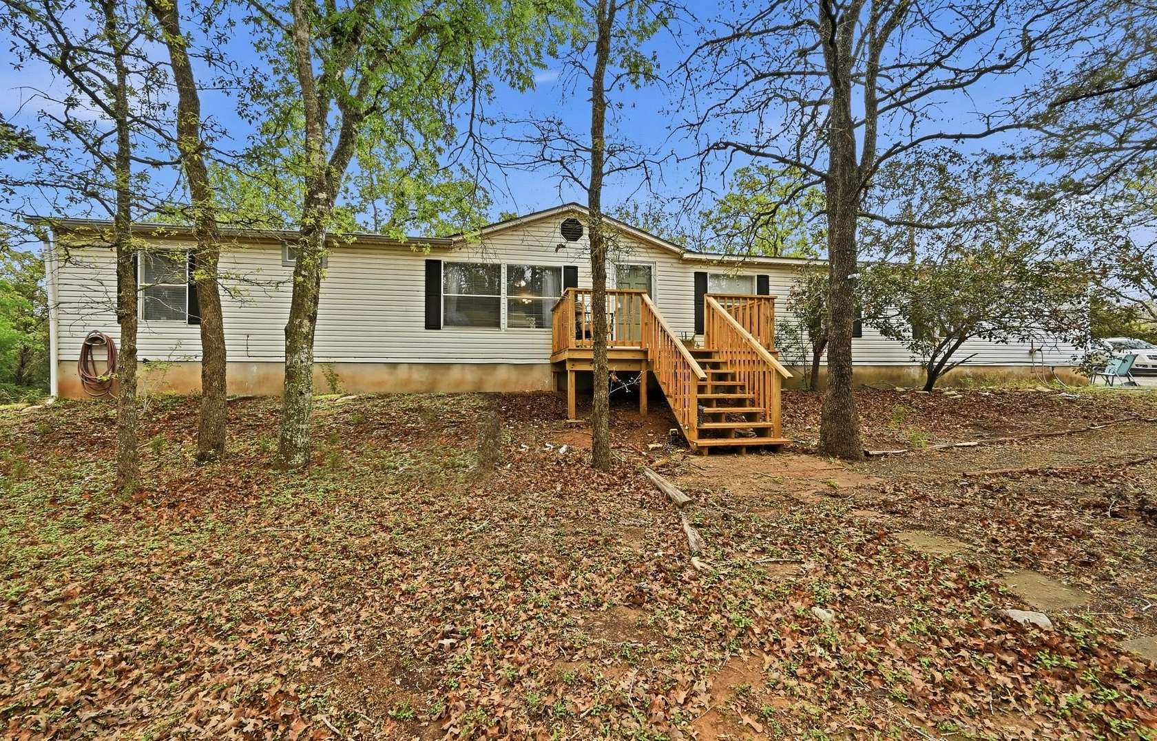 2.28 Acres of Land with Home for Sale in Cedar Creek, Texas