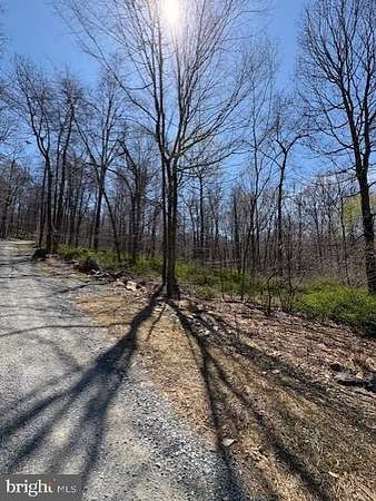5 Acres of Residential Land for Sale in Sabillasville, Maryland