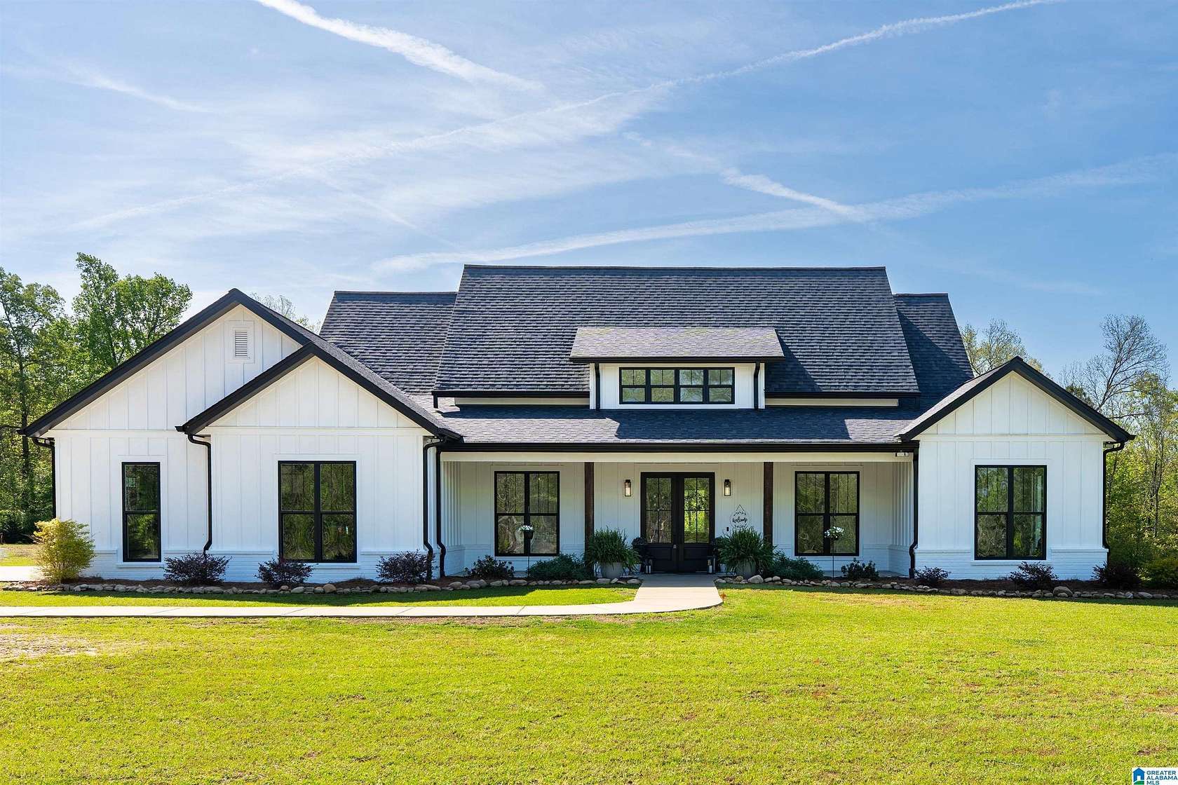 47.3 Acres of Land with Home for Sale in Mount Olive, Alabama