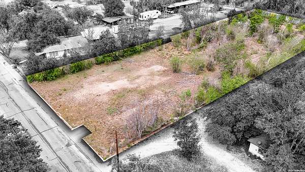 1 Acre of Residential Land for Sale in San Antonio, Texas