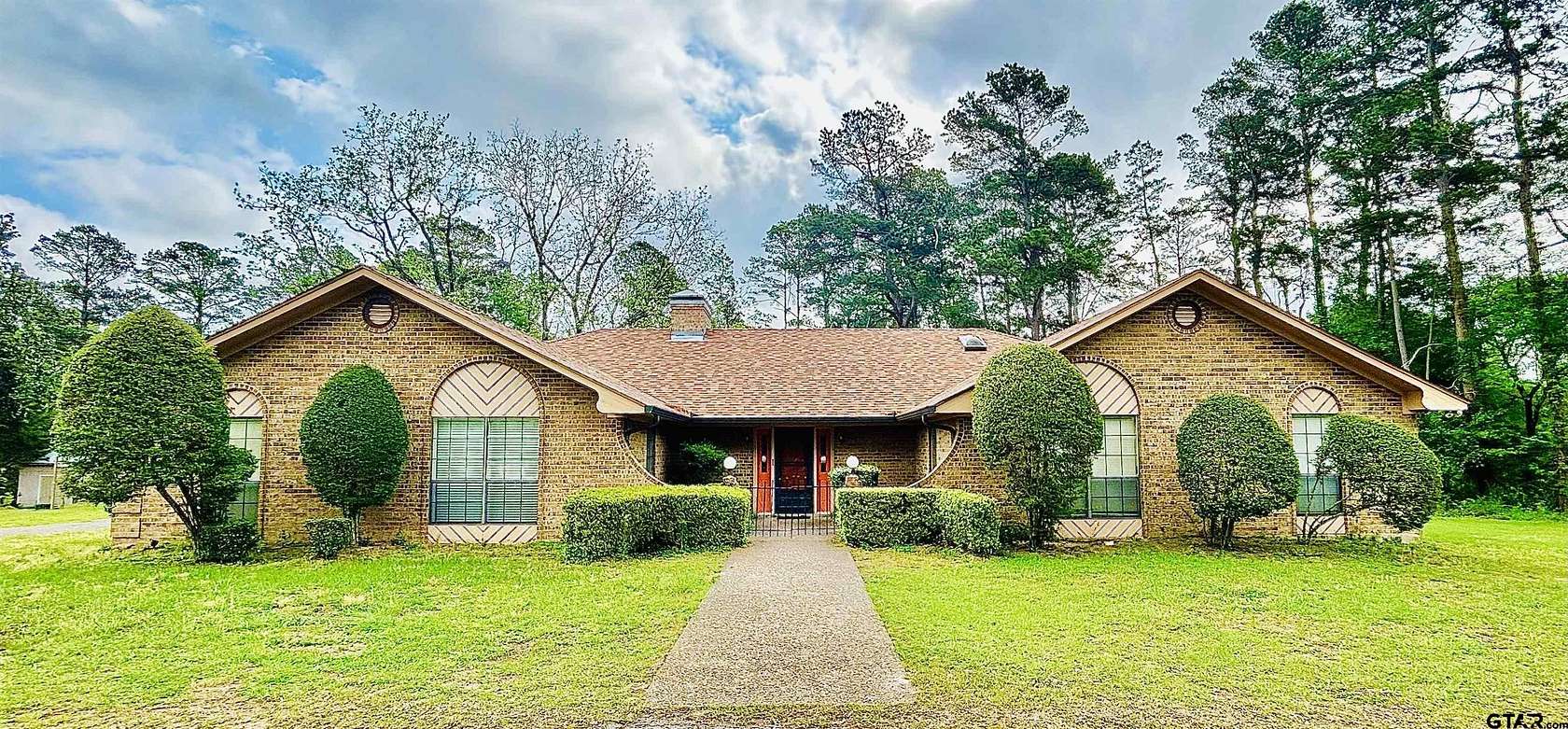 2 Acres of Land with Home for Sale in Tyler, Texas