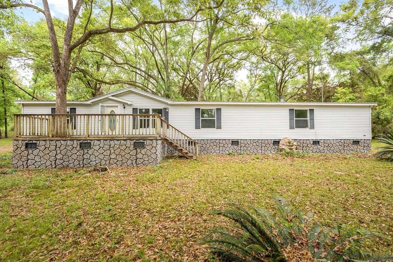 5 Acres of Land with Home for Sale in Greenville, Florida