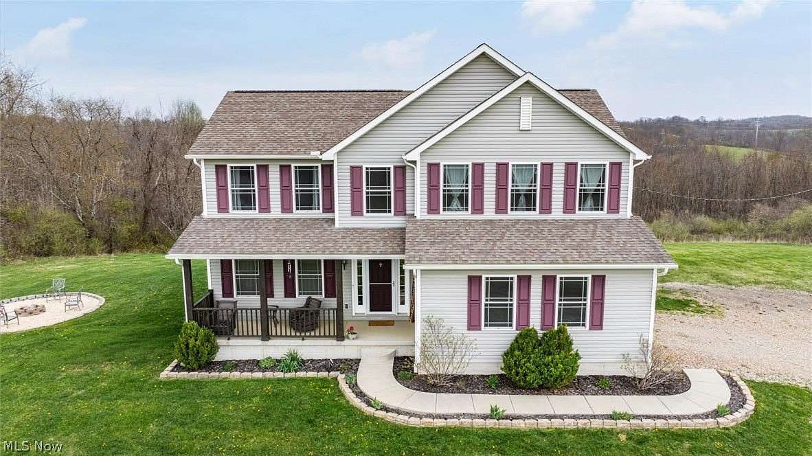 4 Acres of Land with Home for Sale in Frazeysburg, Ohio