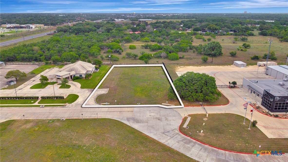 1 Acre of Commercial Land for Sale in Victoria, Texas