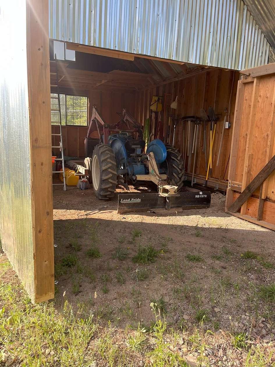 20 Acres of Recreational Land with Home for Sale in Colville, Washington