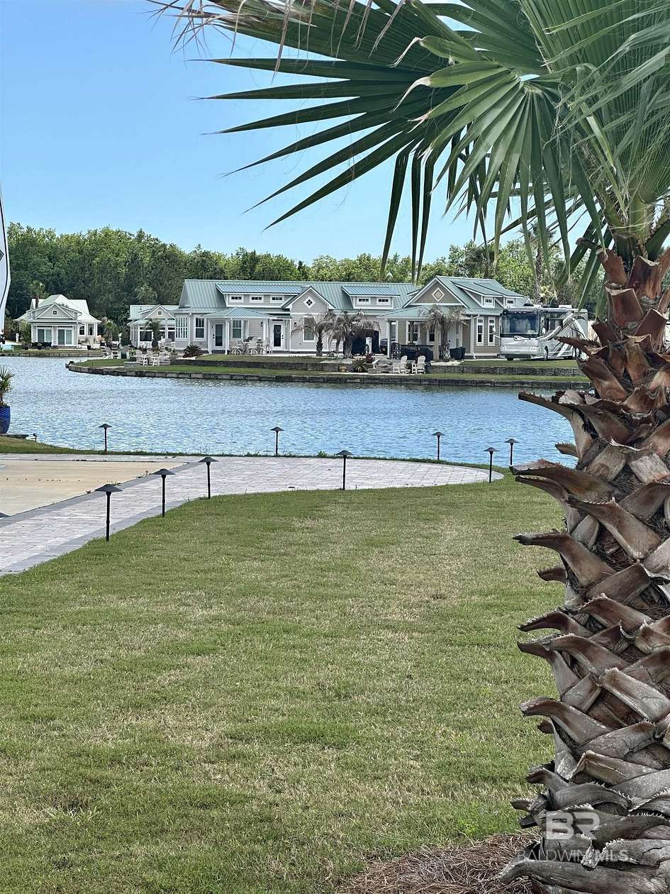 Residential Land for Sale in Elberta, Alabama