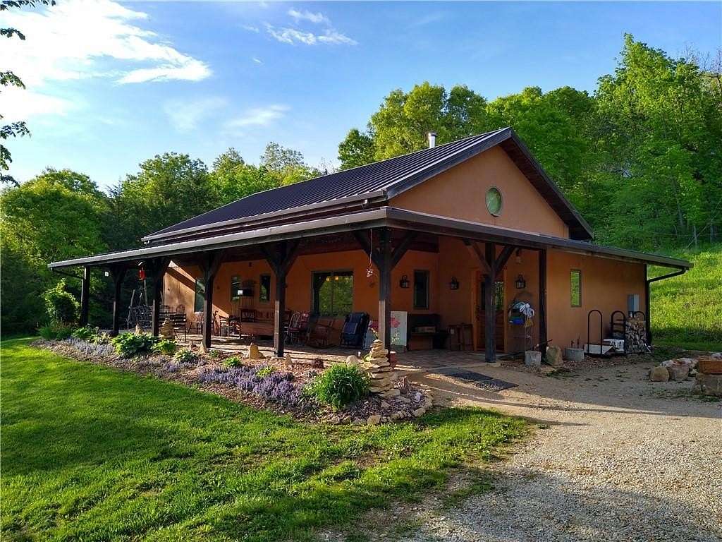 27.7 Acres of Land with Home for Sale in Oskaloosa, Kansas