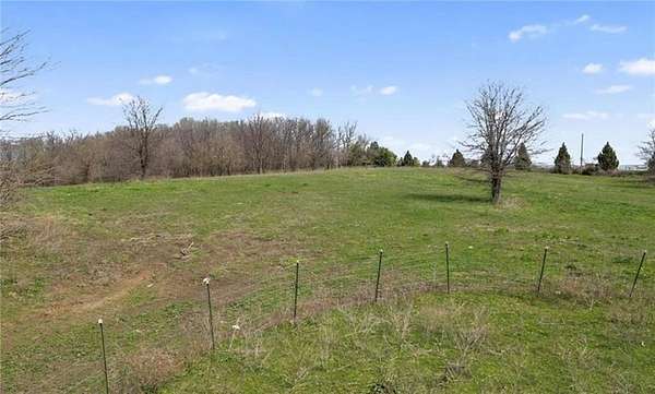 19 Acres of Land for Sale in Richmond, Missouri