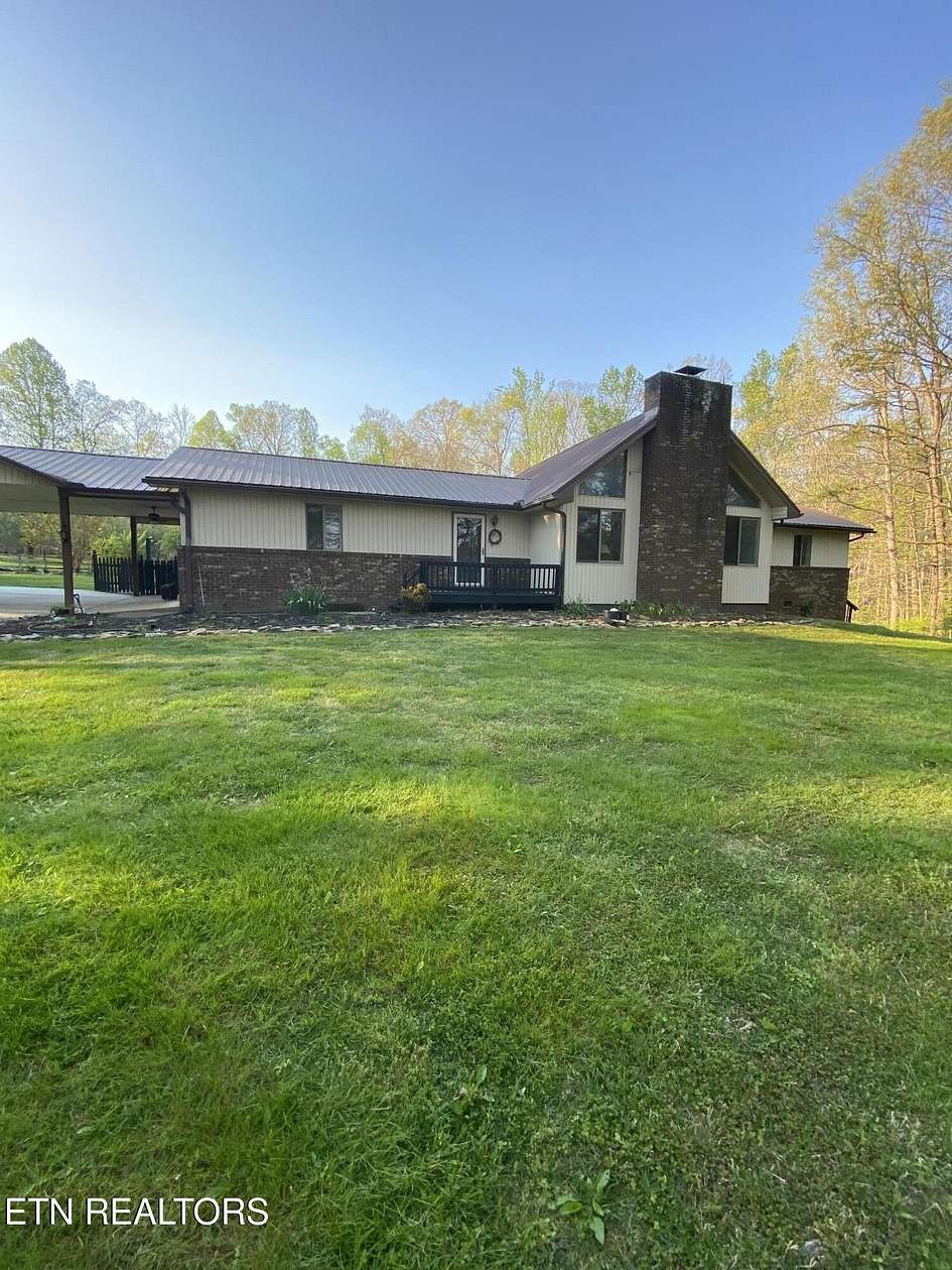 9.7 Acres of Land with Home for Sale in Kingston, Tennessee