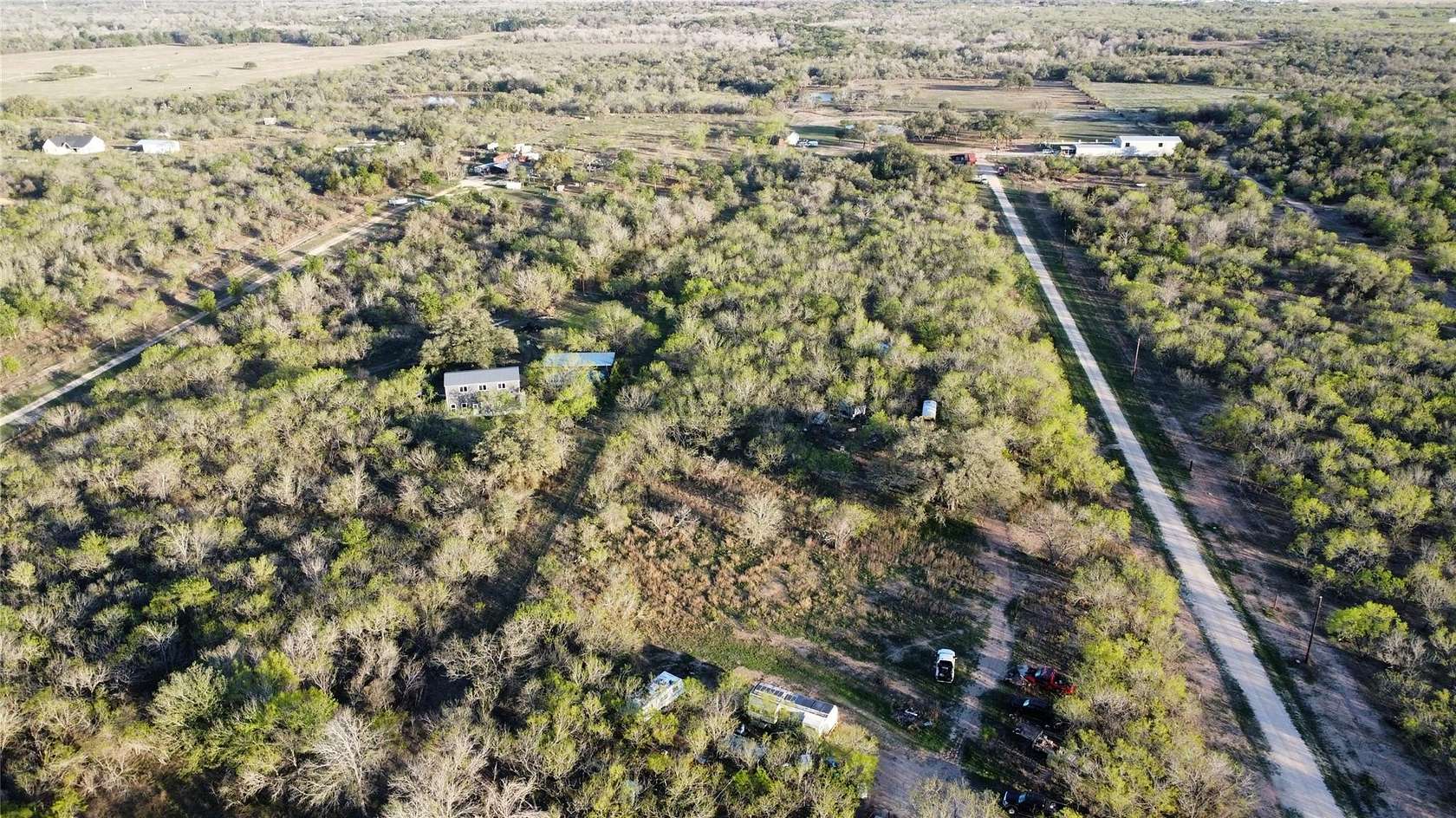 10.1 Acres of Land for Sale in Luling, Texas