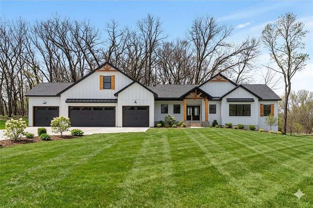 2.72 Acres of Land with Home for Sale in Ham Lake, Minnesota