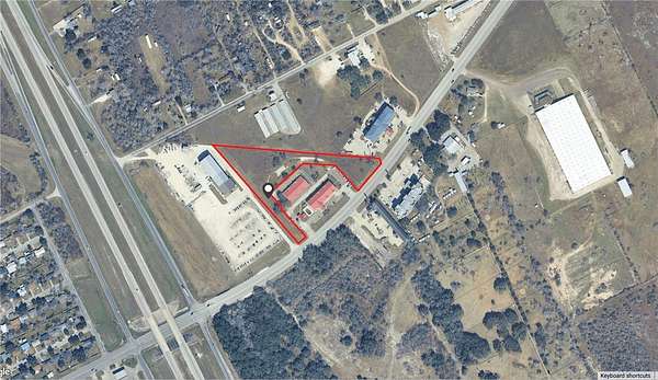 3.19 Acres of Mixed-Use Land for Sale in Beeville, Texas