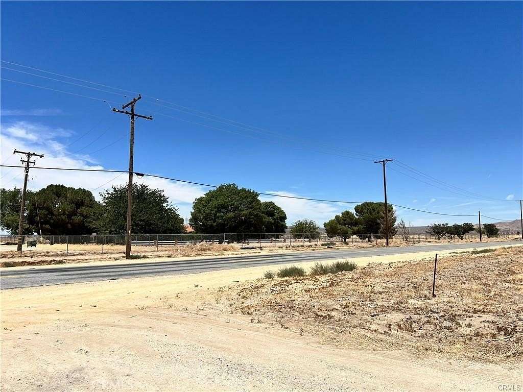 5.19 Acres of Land for Sale in Lancaster, California