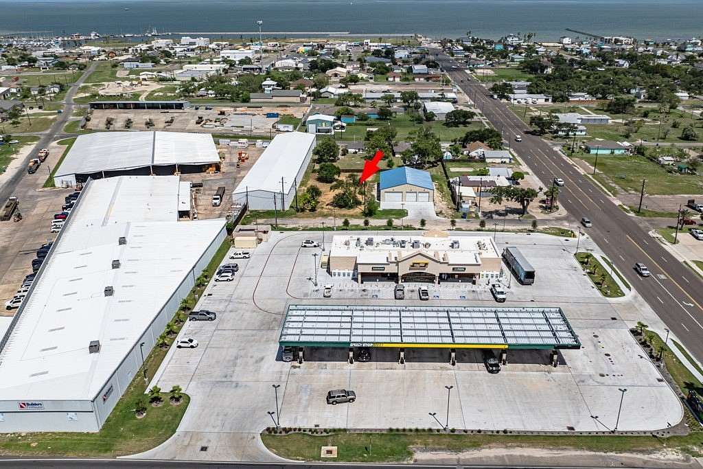 0.28 Acres of Commercial Land for Sale in Rockport, Texas