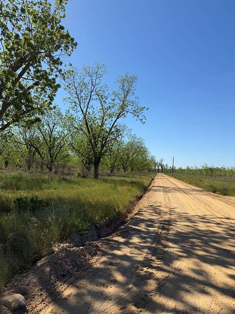 3 Acres of Residential Land for Sale in Naylor, Georgia