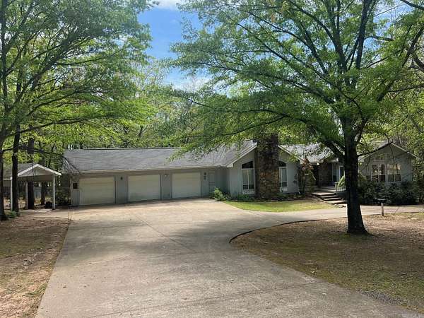 5.2 Acres of Land with Home for Sale in Edgemont, Arkansas