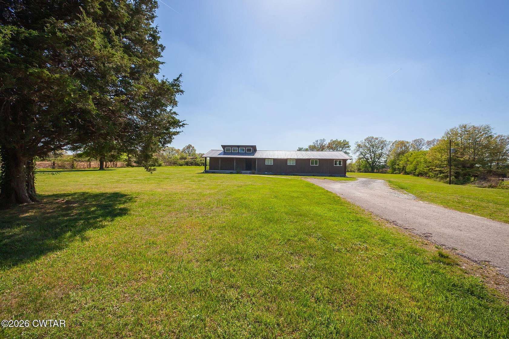 3.44 Acres of Land with Home for Sale in Trenton, Tennessee