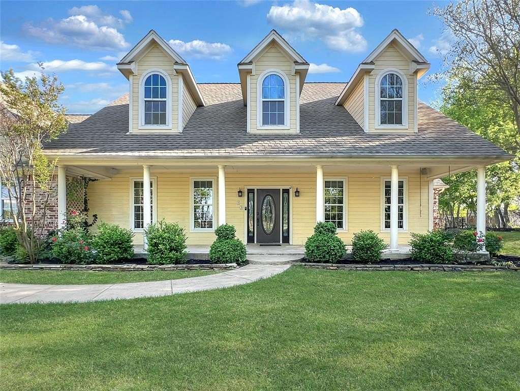 3.25 Acres of Land with Home for Sale in Rockwall, Texas