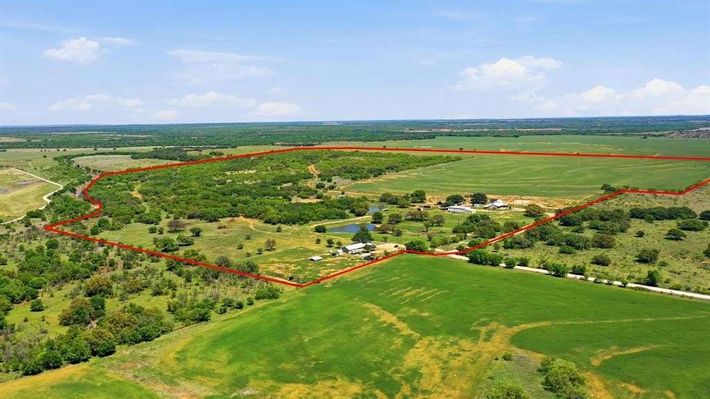 292 Acres of Land with Home for Sale in Newcastle, Texas