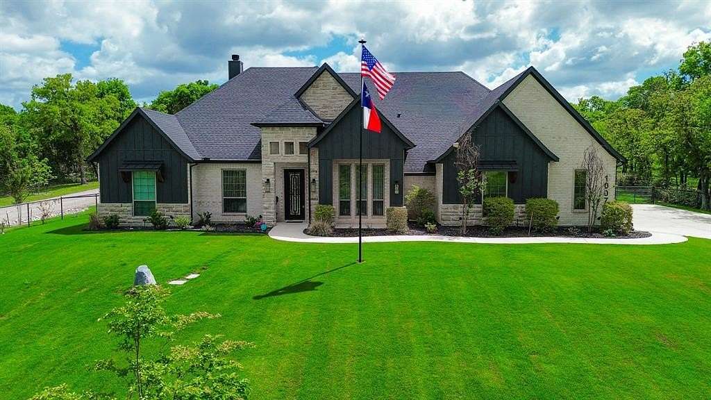 2.74 Acres of Land with Home for Sale in Weatherford, Texas