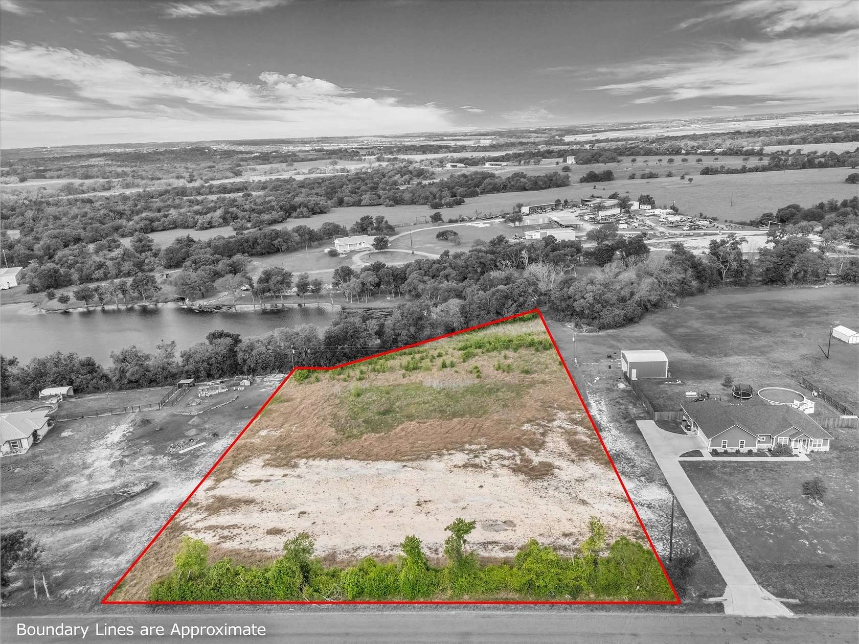 2 Acres of Residential Land for Sale in Moody, Texas