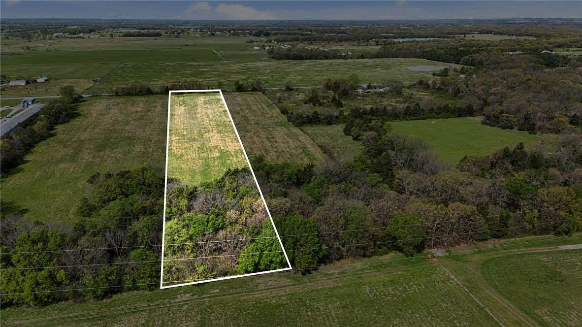 5 Acres of Land for Sale in Gentry, Arkansas