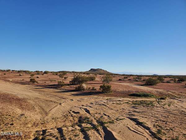 13.4 Acres of Recreational & Residential Land for Sale in California City, California