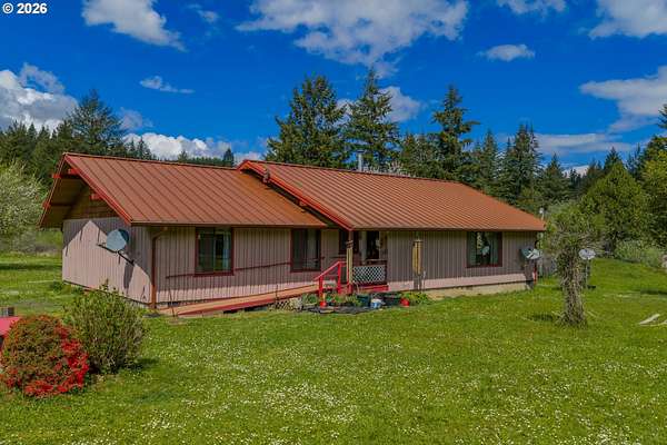 5.2 Acres of Land with Home for Sale in Coquille, Oregon